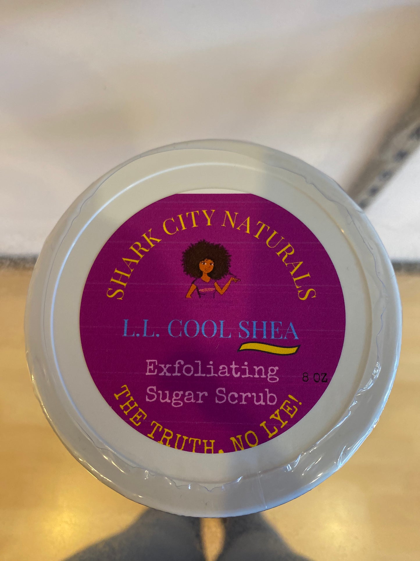 L. L. Cool Shea Sugar Scrub(8oz)